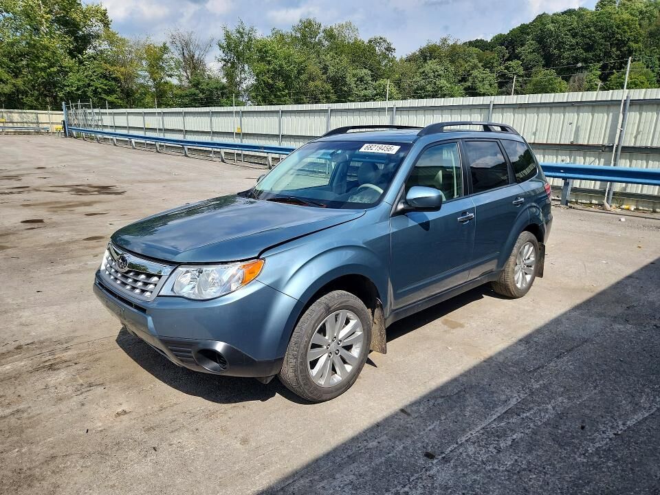 2013 SUBARU Forester