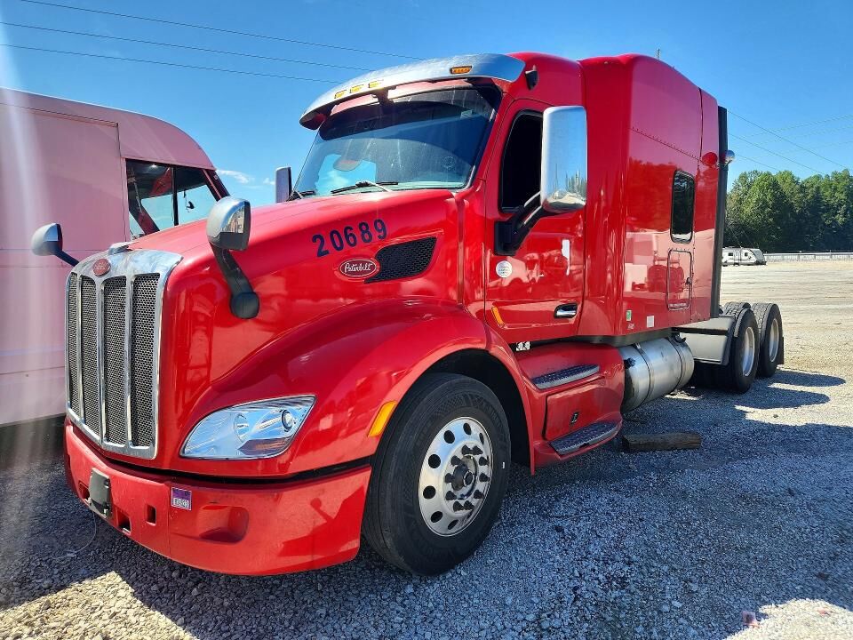 2020 PETERBILT 579