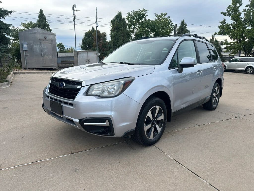 2017 SUBARU Forester