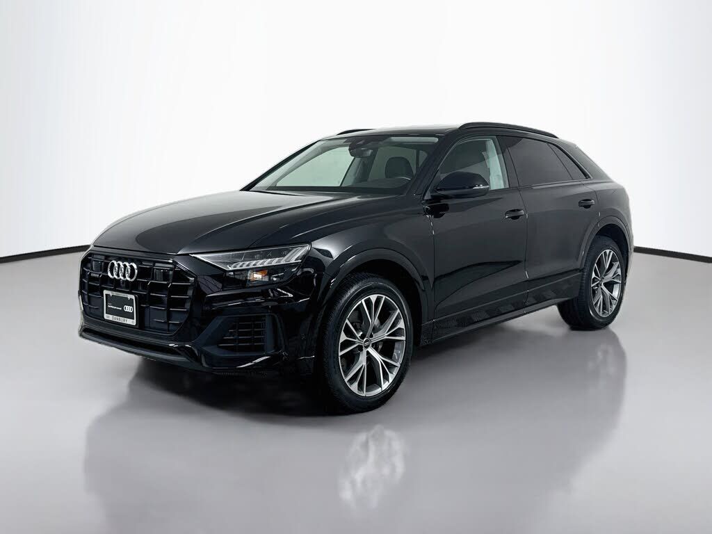 2023 AUDI Q8