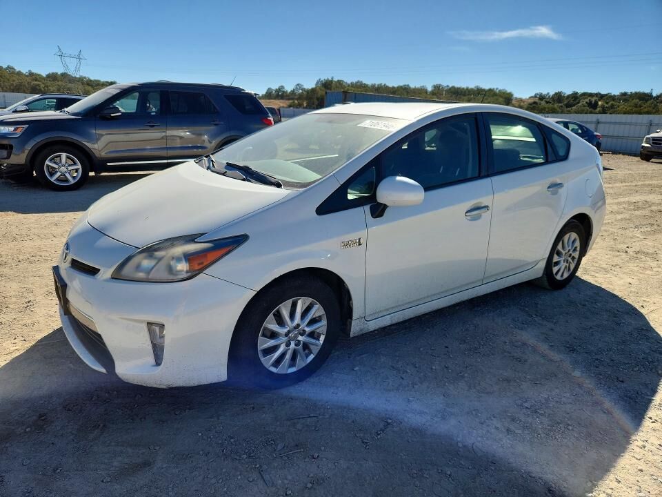 2013 TOYOTA Prius