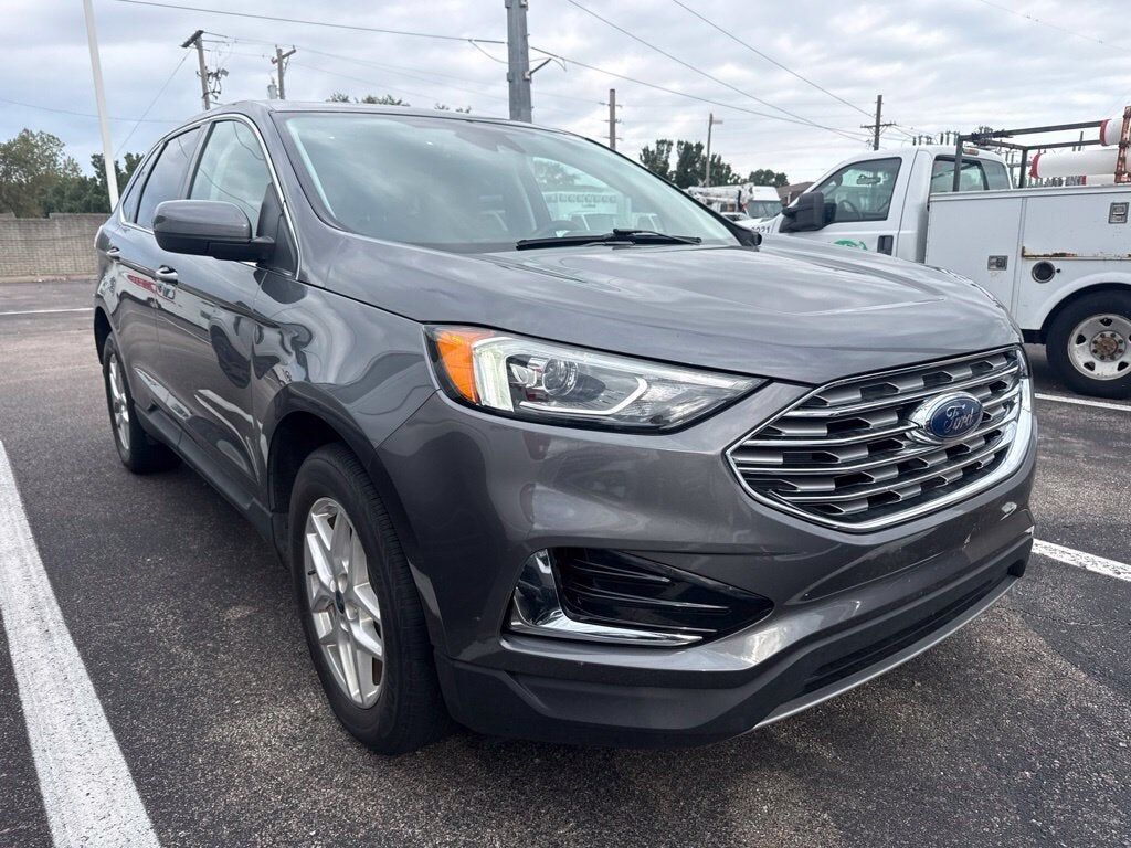 2022 FORD Edge