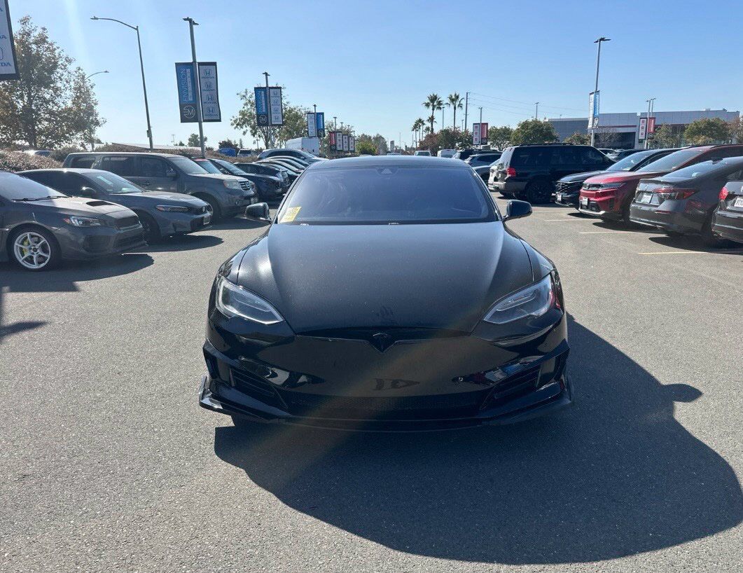 2014 TESLA Model S