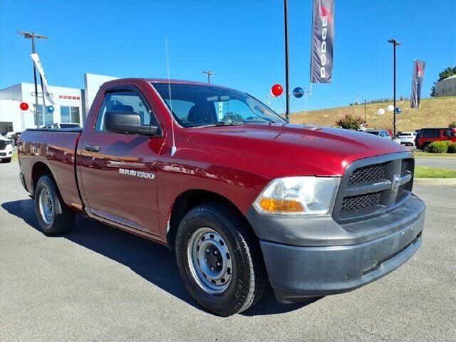 2012 DODGE Ram