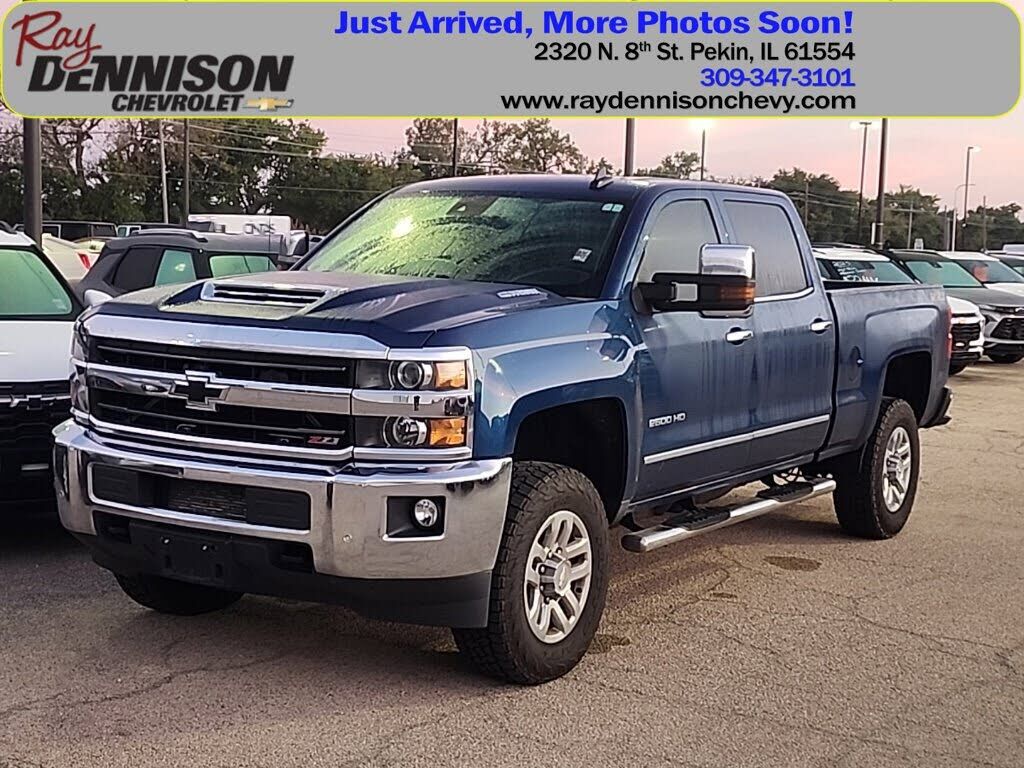 2018 CHEVROLET Silverado