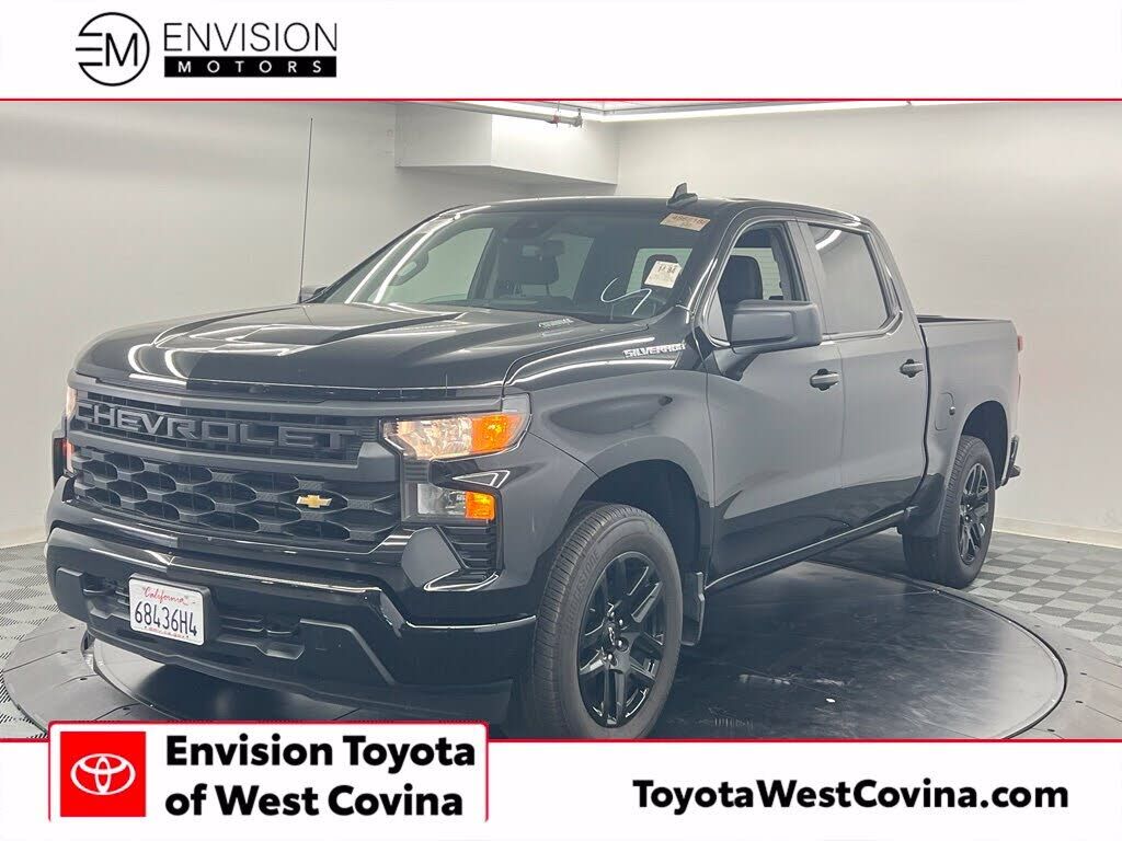 2025 CHEVROLET Silverado