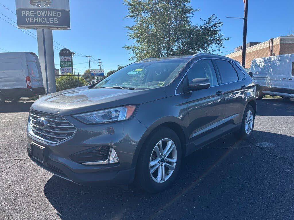 2019 FORD Edge