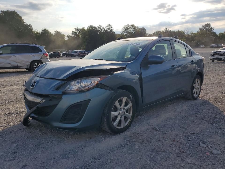 2010 MAZDA Mazda3