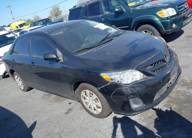 2011 TOYOTA Corolla