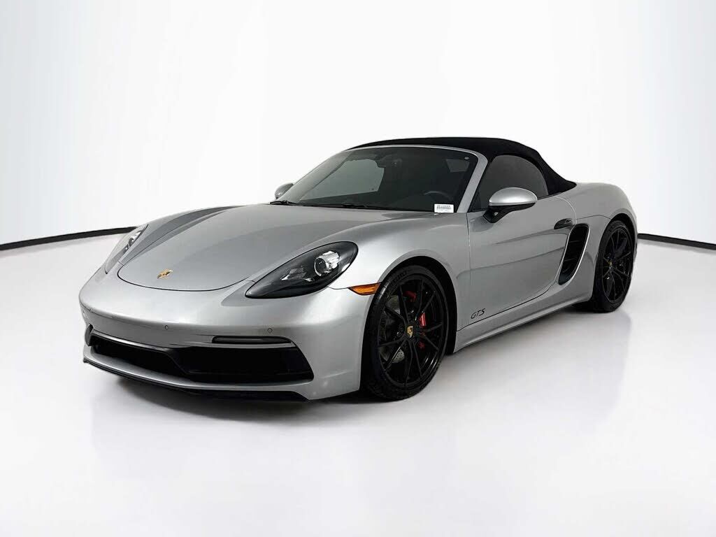 2019 PORSCHE 718