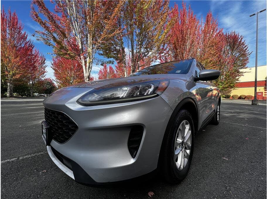 2020 FORD Escape