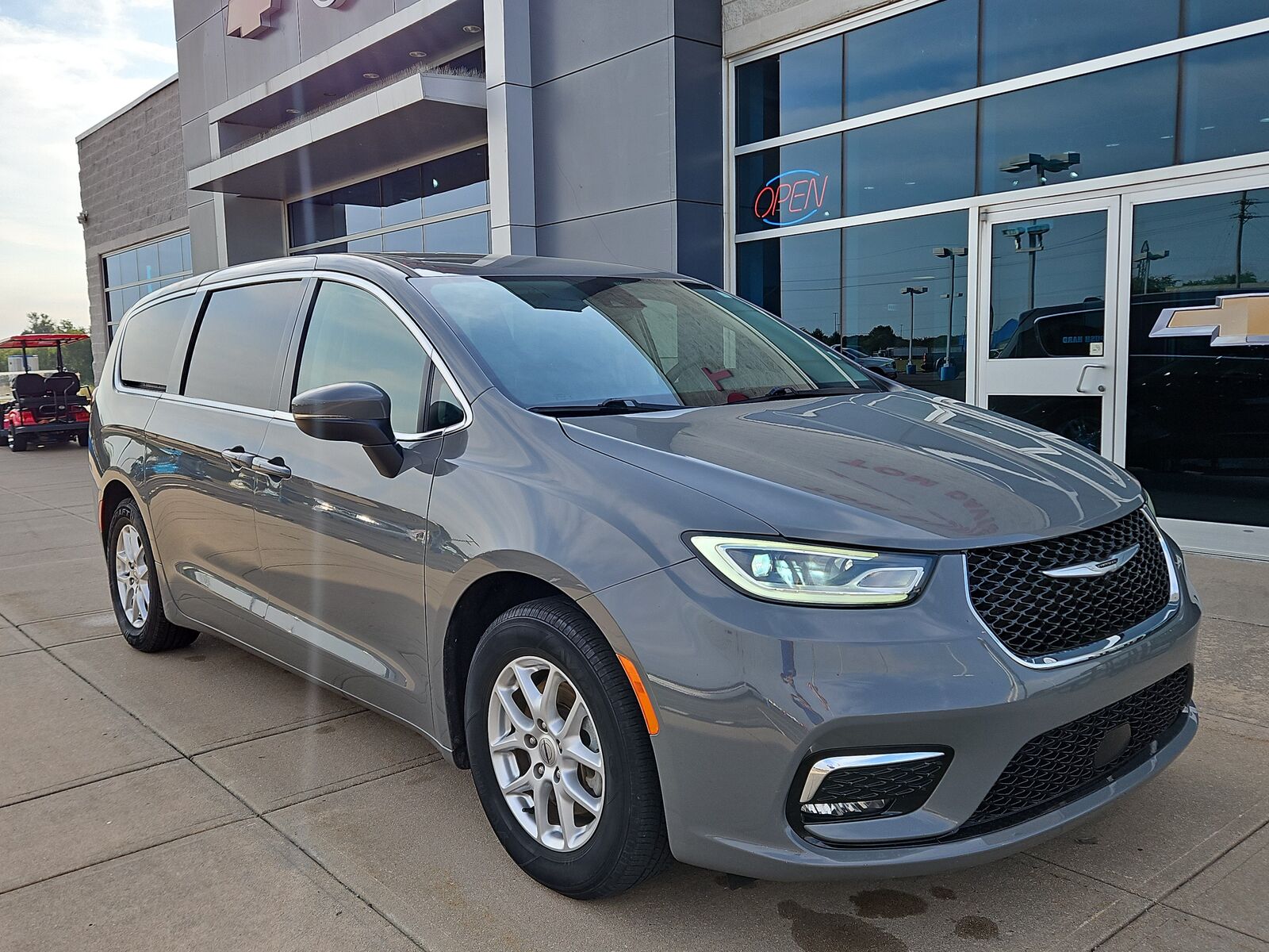 2023 CHRYSLER Pacifica