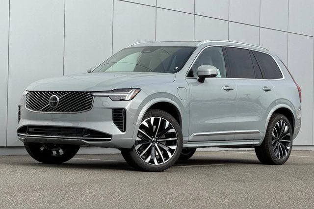 2026 VOLVO XC90