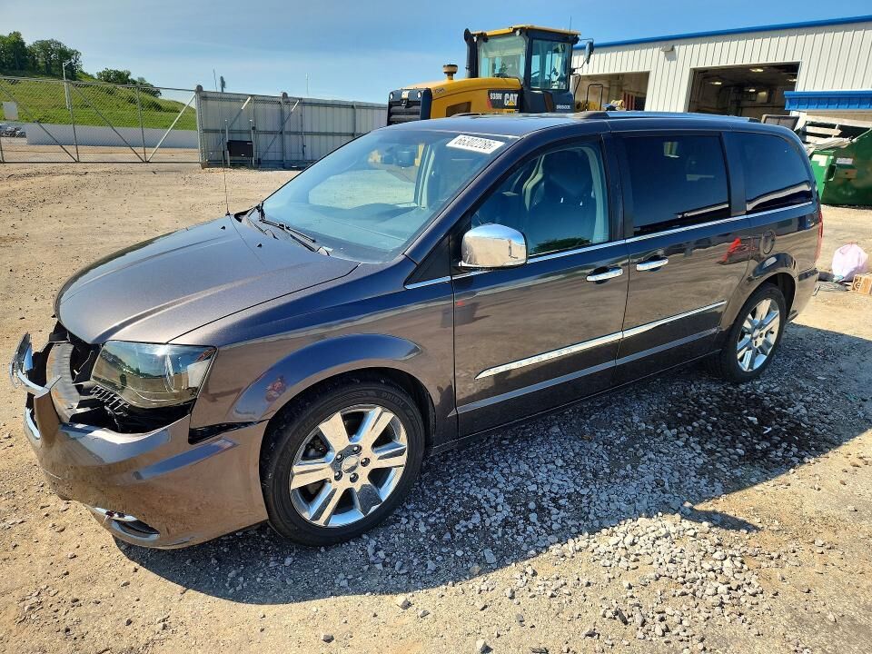 2015 CHRYSLER Town and Country