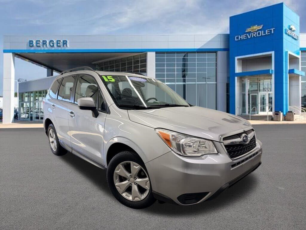 2015 SUBARU Forester