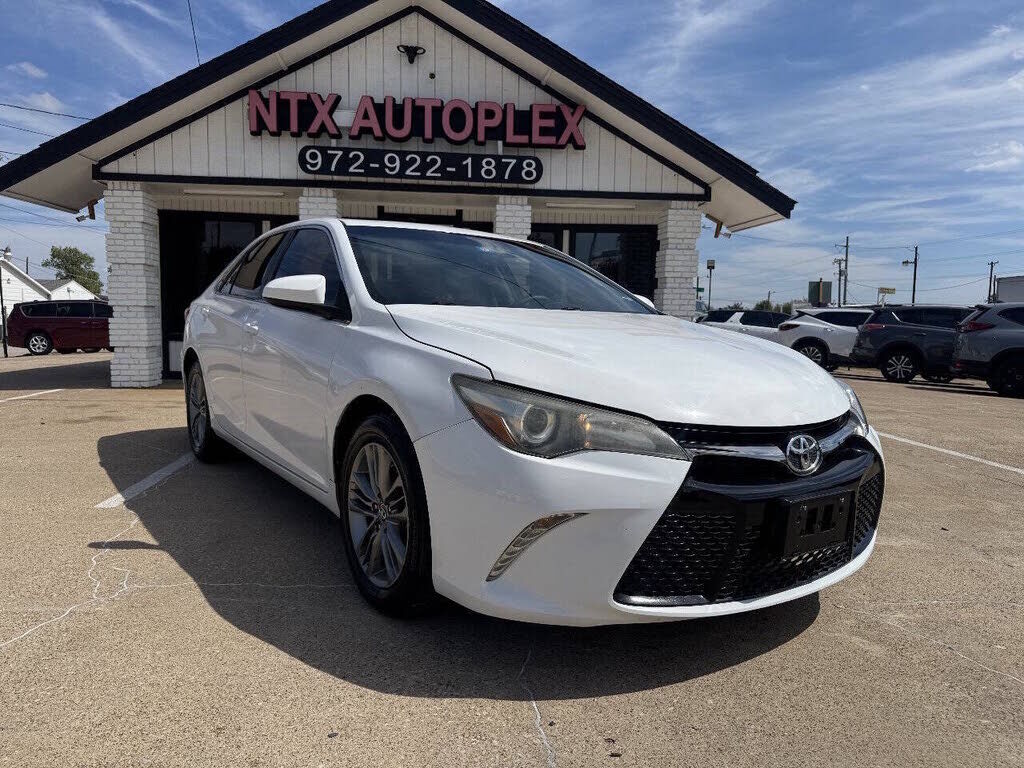 2017 TOYOTA Camry