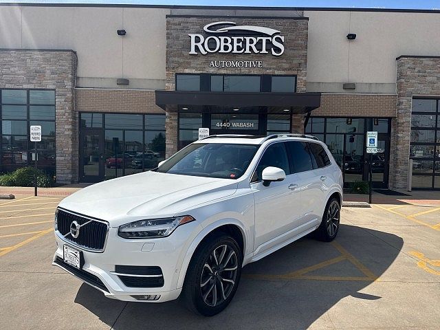 2017 VOLVO XC90