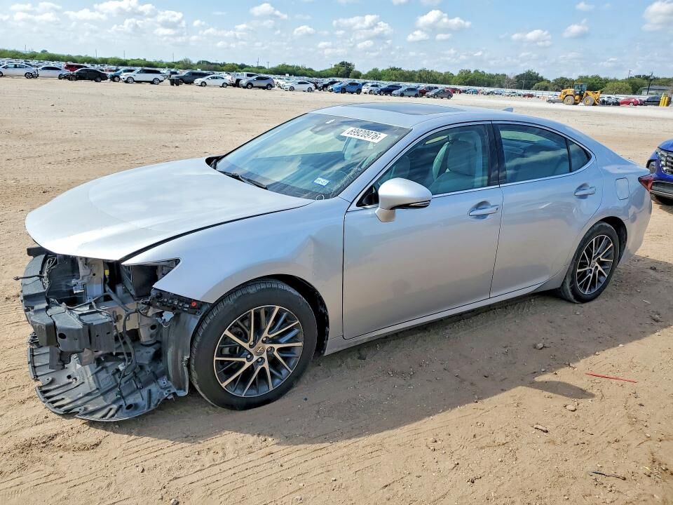 2017 LEXUS ES