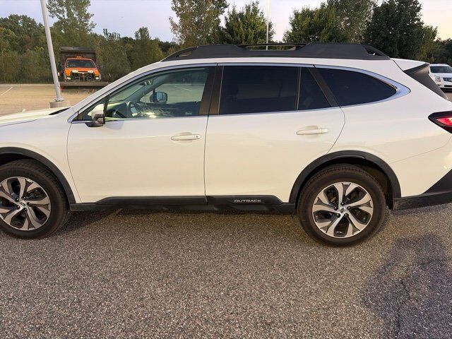 2020 SUBARU Outback