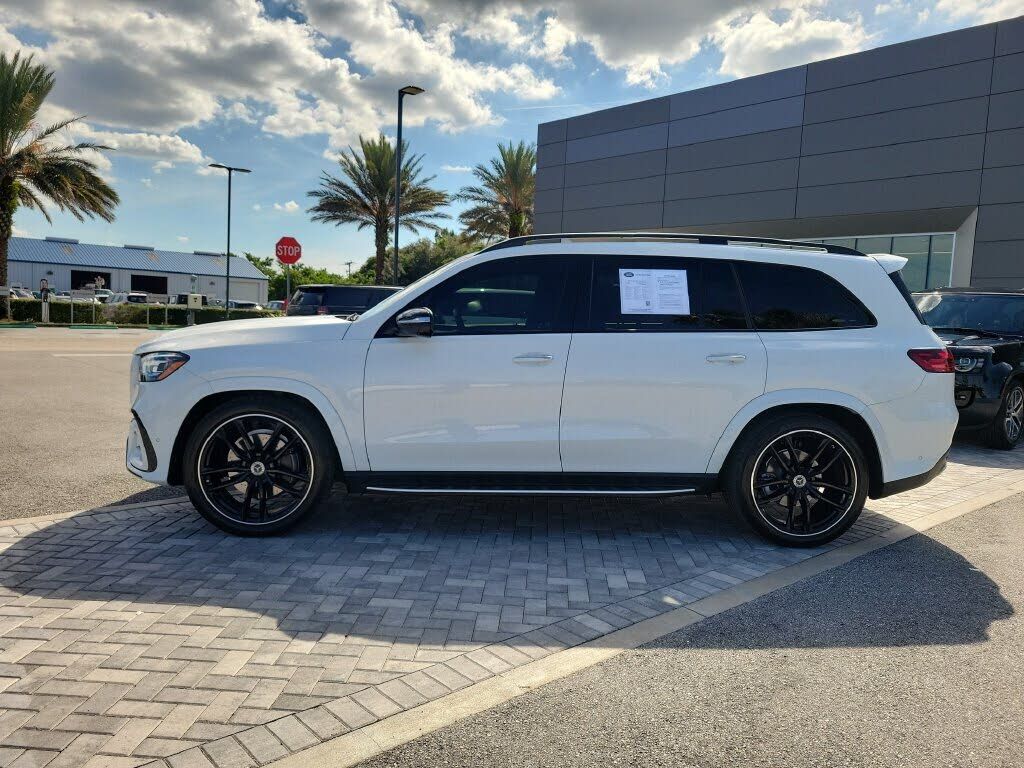 2025 Mercedes-Benz GLS-Class