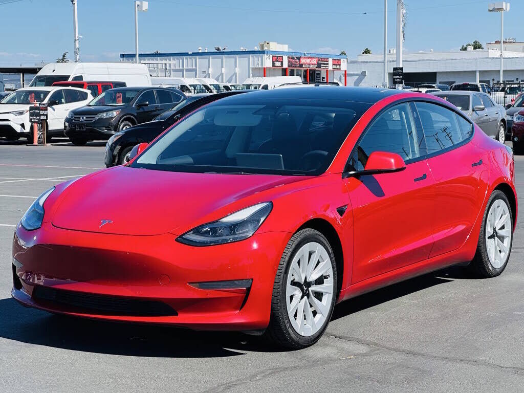 2022 TESLA Model 3