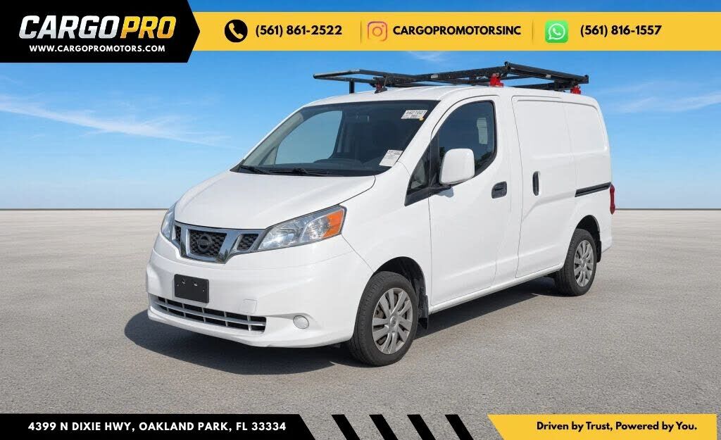 2017 NISSAN NV200