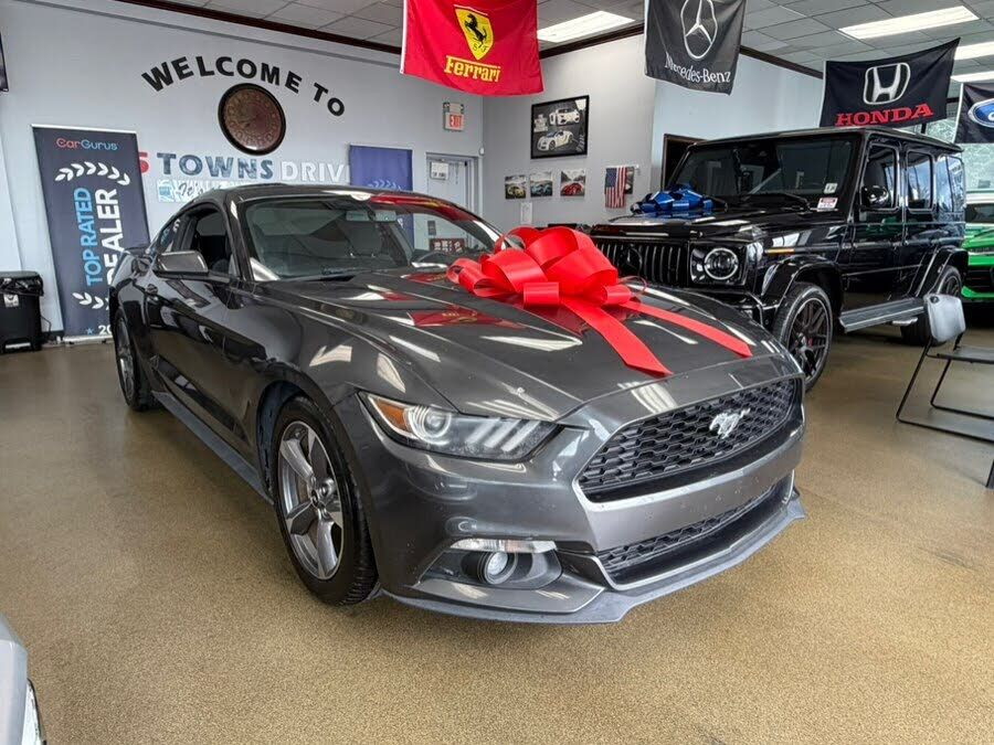 2017 FORD Mustang