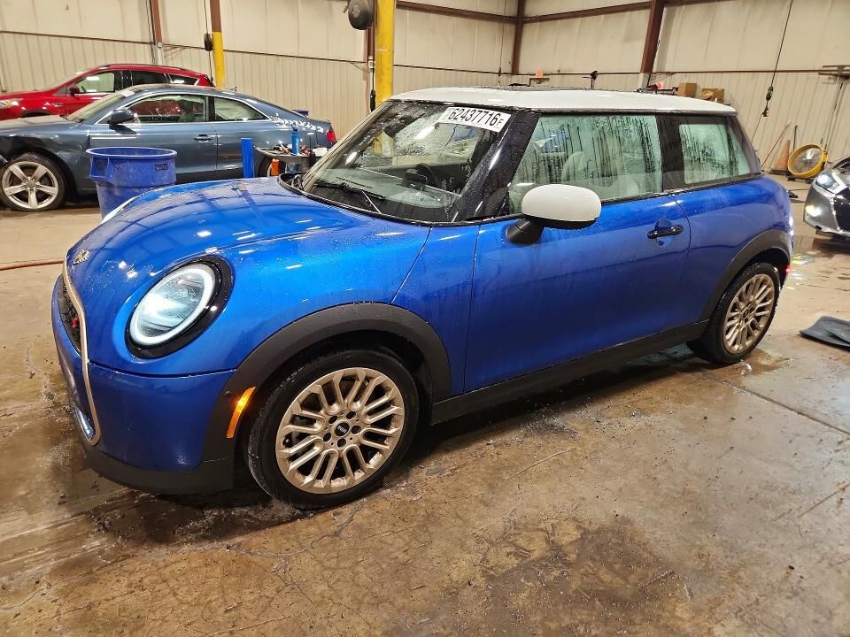 2025 MINI Hardtop