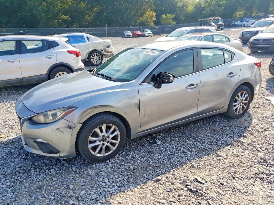 2016 MAZDA Mazda3