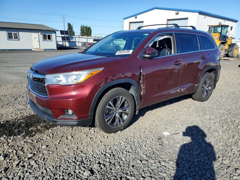 2016 TOYOTA Highlander