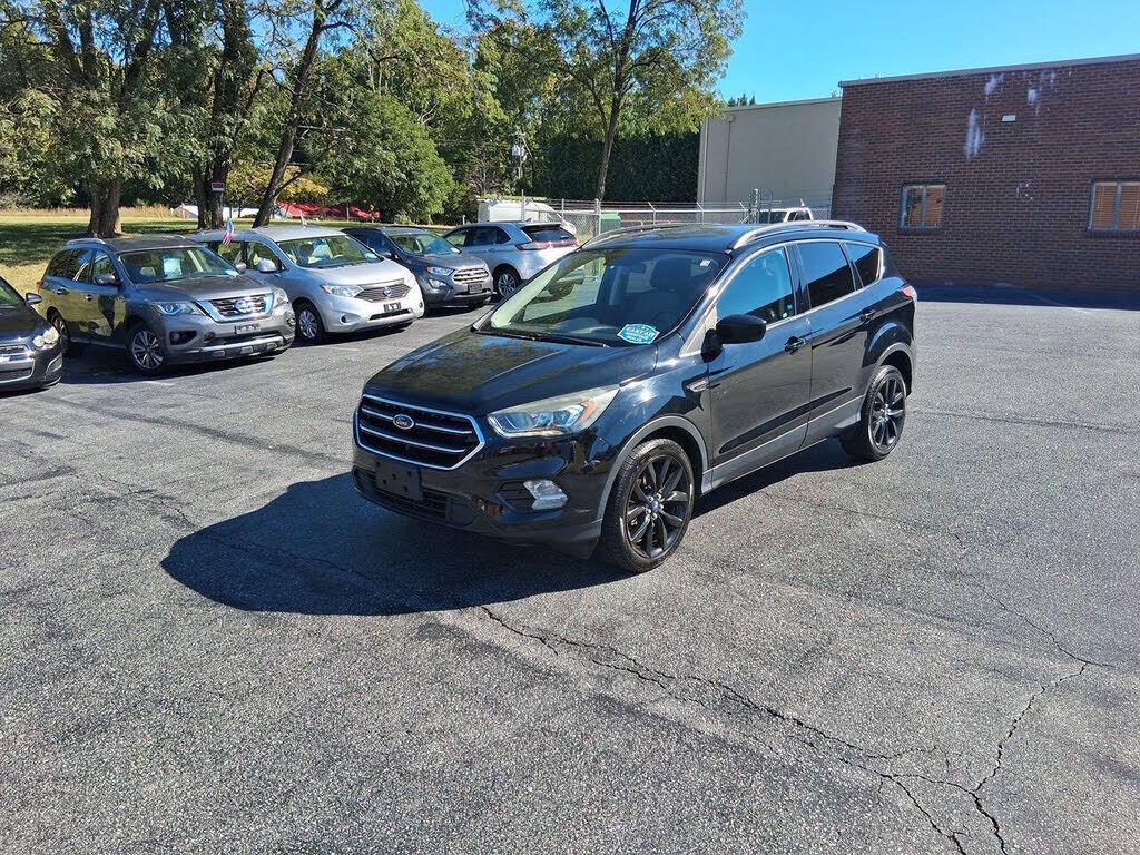 2017 FORD Escape