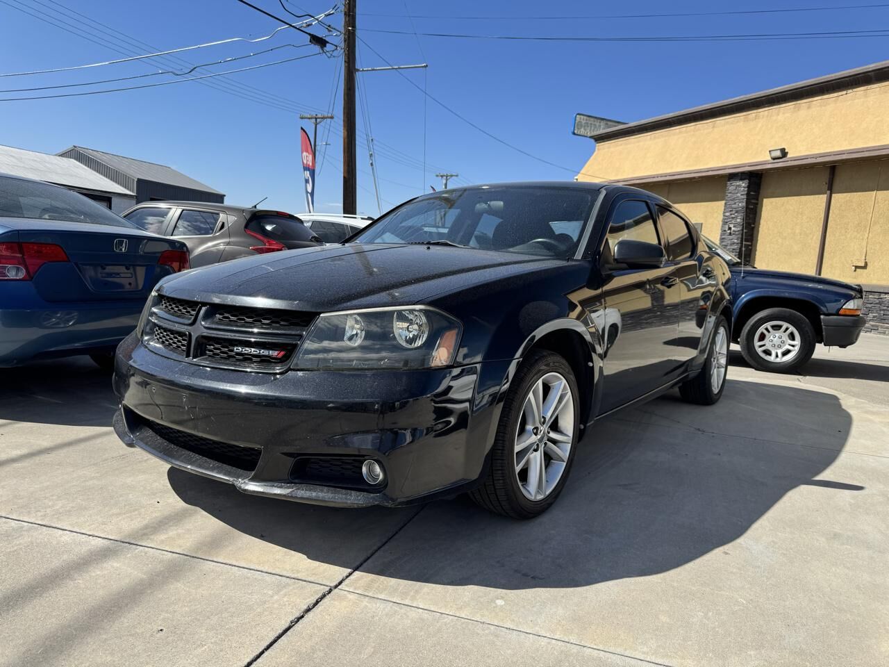 2013 DODGE Avenger