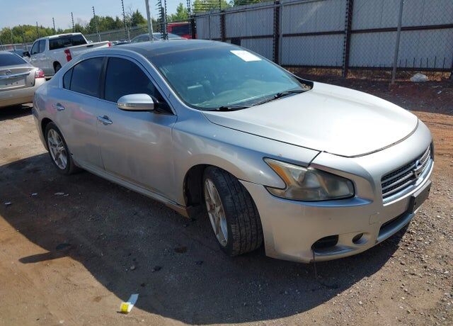2009 NISSAN Maxima