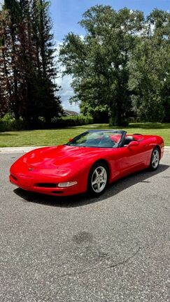 2004 CHEVROLET Corvette