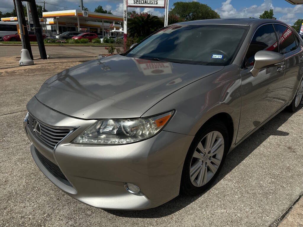 2015 LEXUS ES