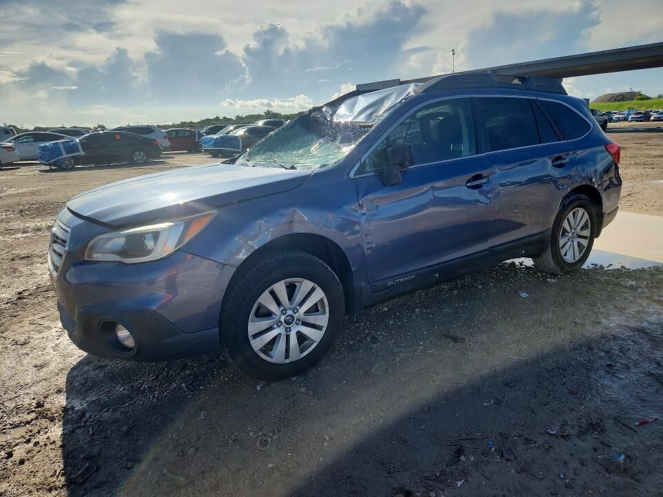 2015 SUBARU Outback
