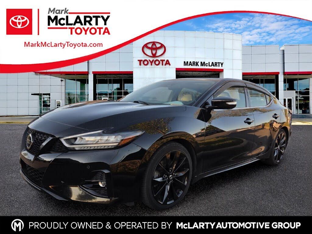 2022 NISSAN Maxima