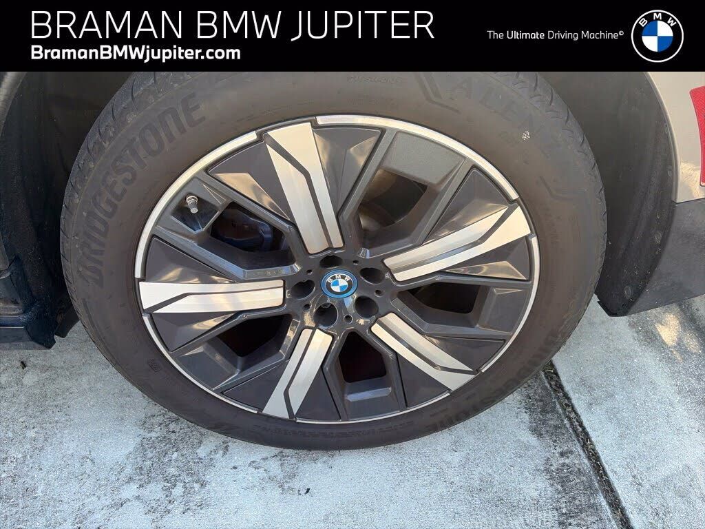2024 BMW ix