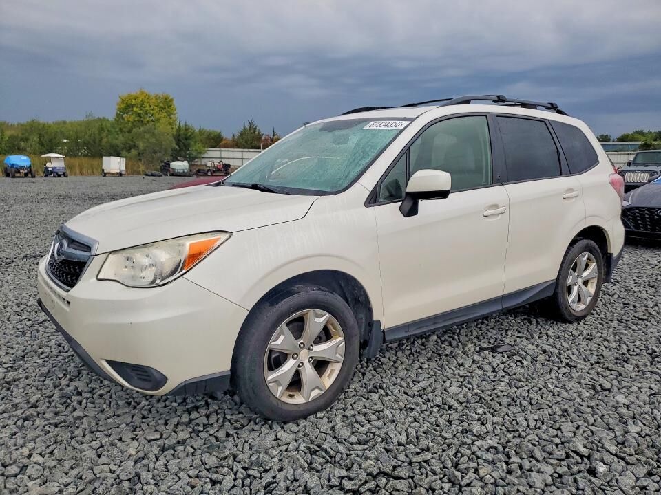 2015 SUBARU Forester