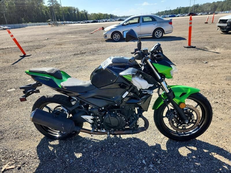 2019 KAWASAKI ER400DK