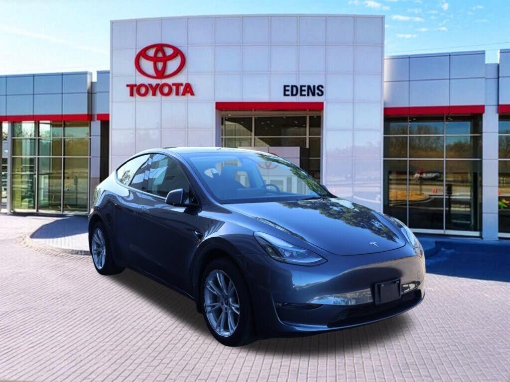 2023 TESLA Model Y