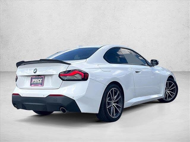 2024 BMW 230i