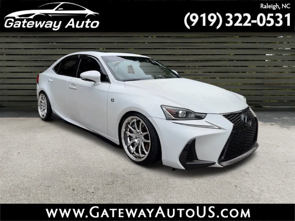 2017 LEXUS IS