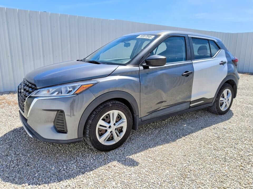 2022 NISSAN Kicks