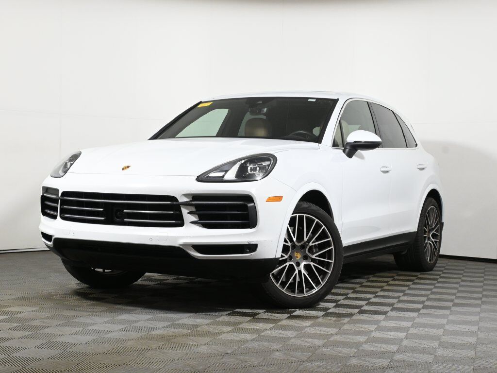 2022 PORSCHE Cayenne