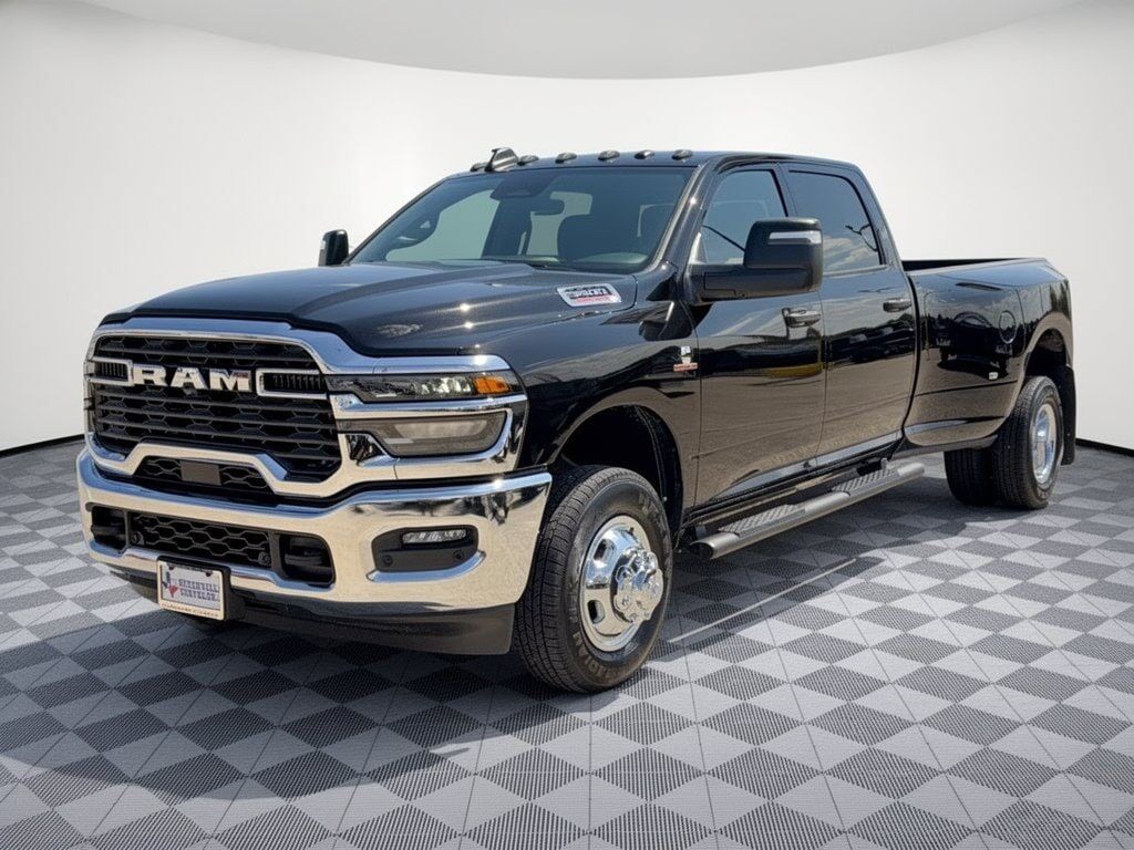 2027 RAM 3500