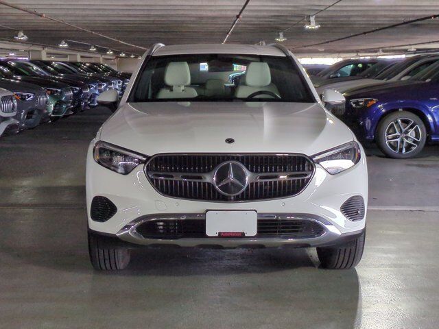 2025 Mercedes-Benz GLC-Class