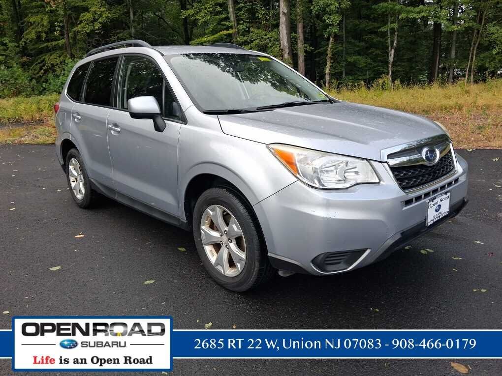 2014 SUBARU Forester