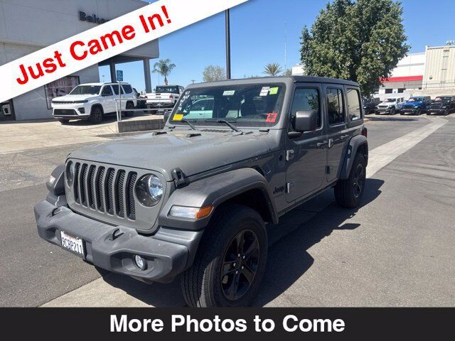 2022 JEEP Wrangler