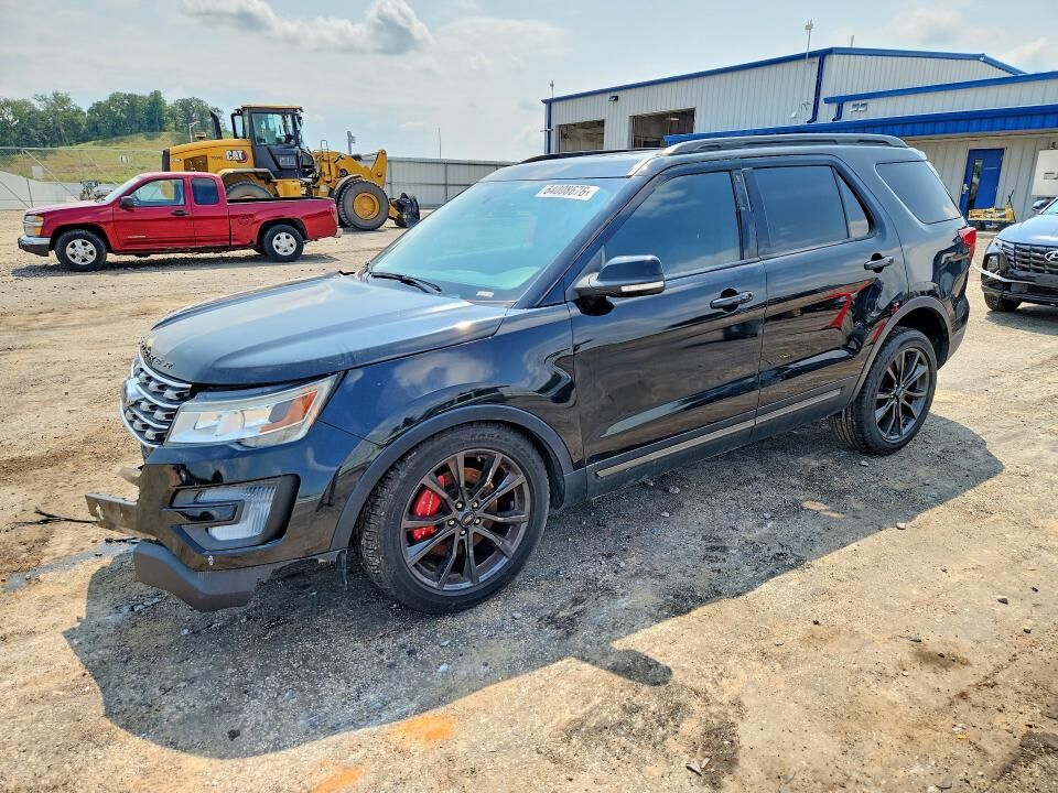 2017 FORD Explorer